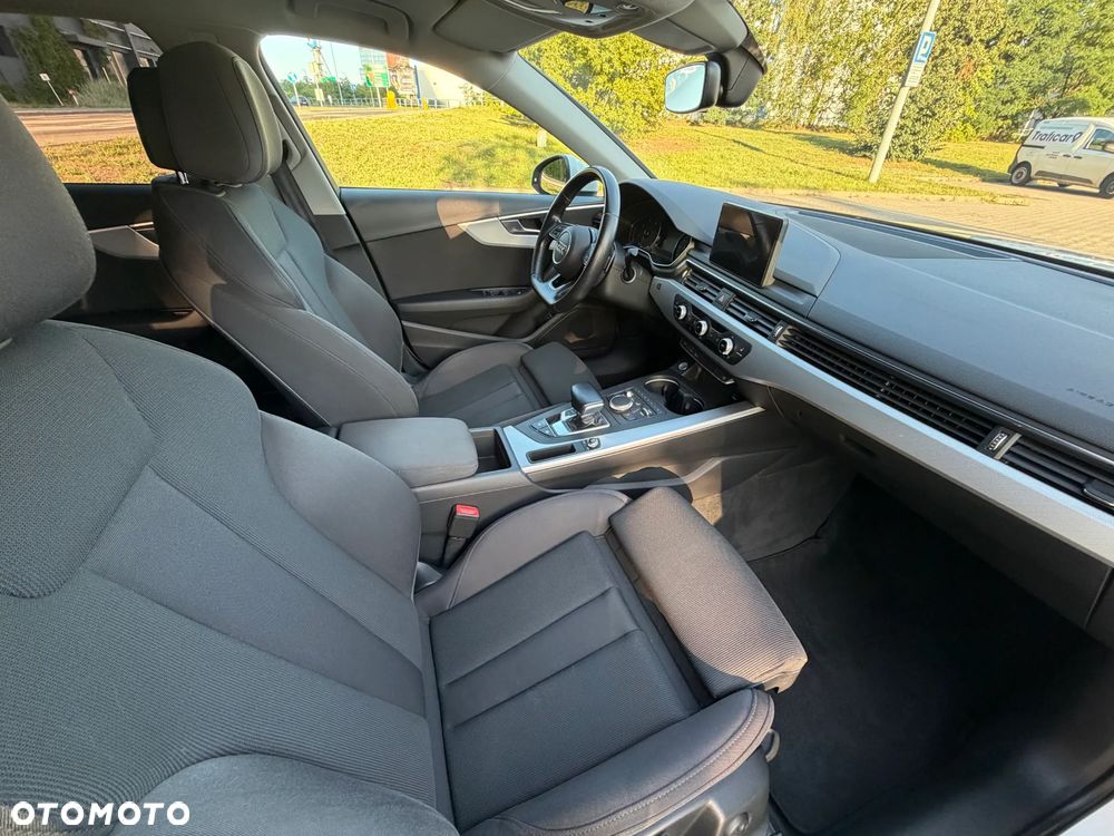 Audi A4 Limousine 2.0 TDI ultra S tronic sport - 12