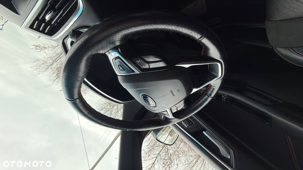 Ford Edge 2.0 EcoBlue Bi-Turbo 4x4 ST-LINE - 33