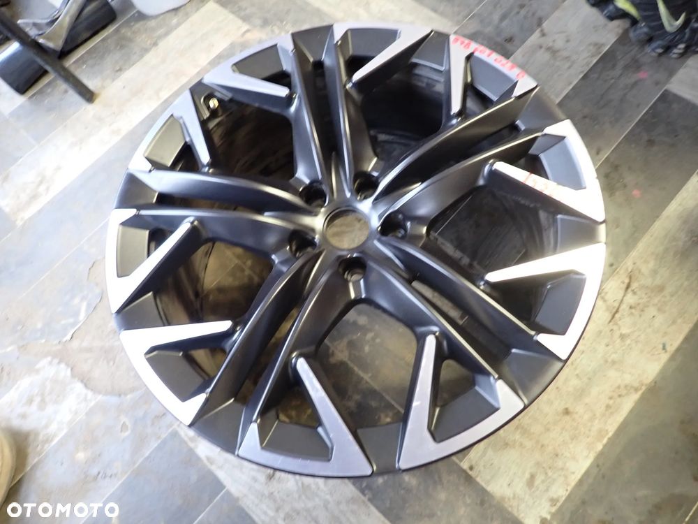 SEAT FELGA 20' ET38 5E3601025H - 2