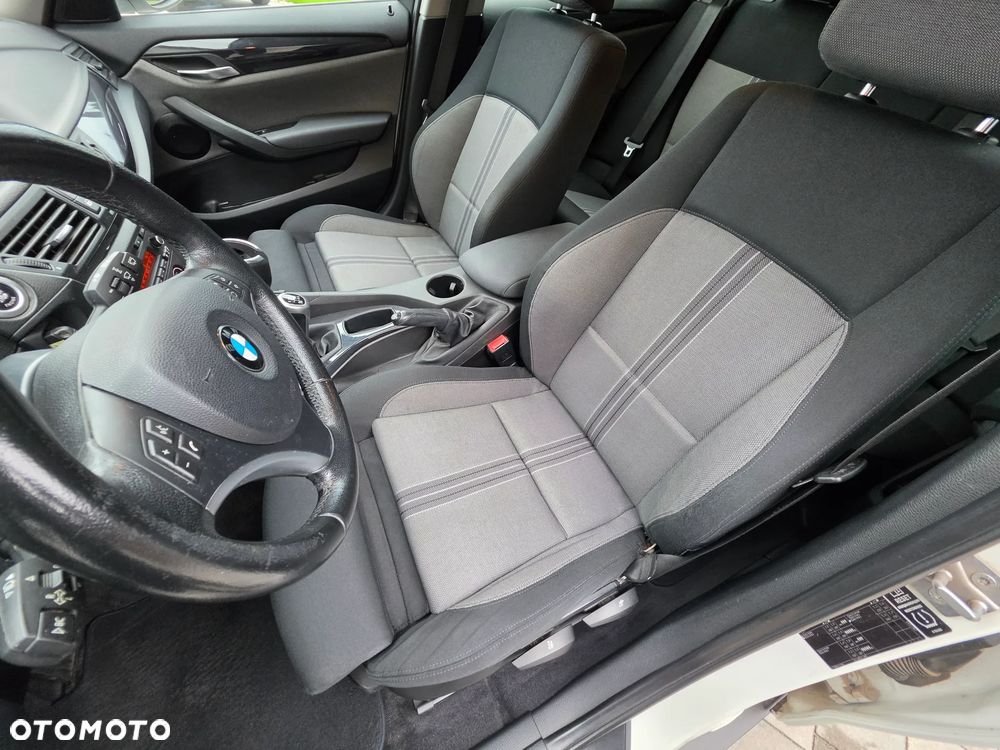 BMW X1 sDrive18i Sport Line - 6