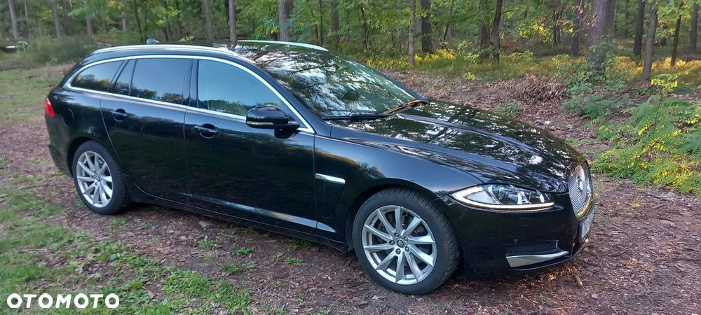 Jaguar XF 2.2 D Luxury - 22
