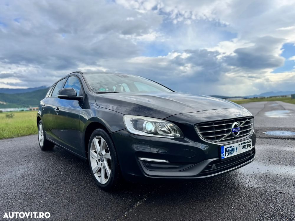 Volvo V60 D4 Geartronic Summum - 1