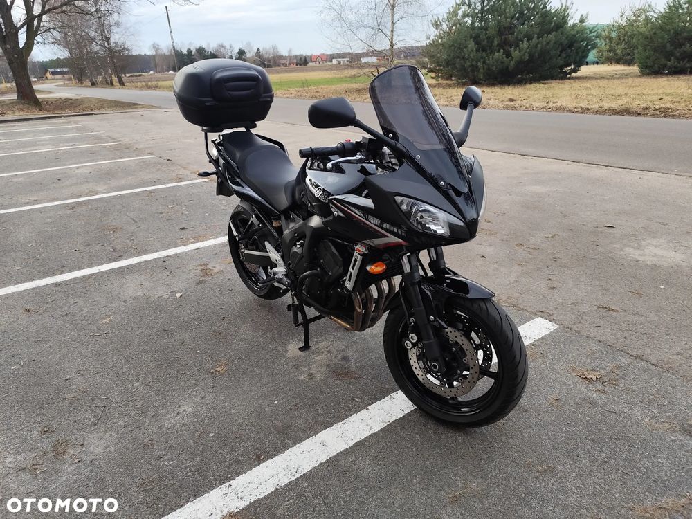 Yamaha FZ6 - 1