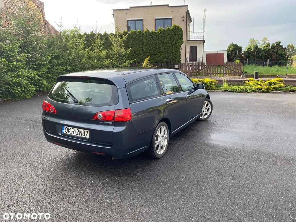 Honda Accord 2.0 Comfort - 10
