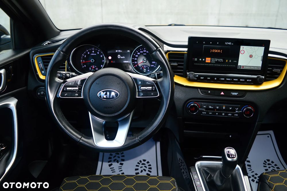 Kia XCeed 1.4 T-GDI OPF PLATINUM EDITION - 16