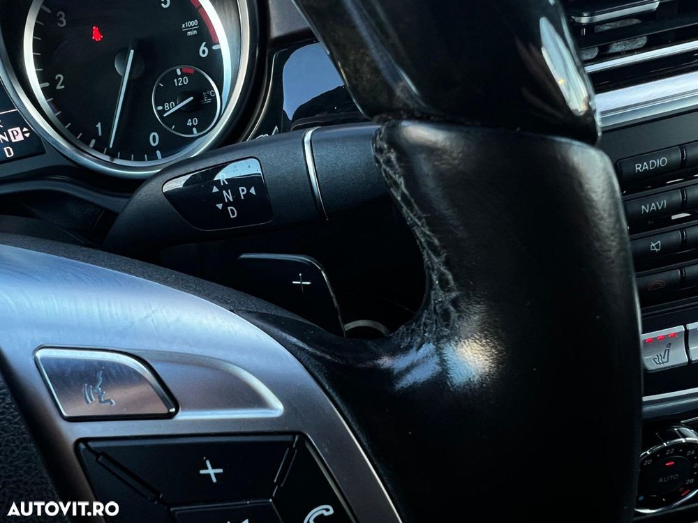 Mercedes-Benz ML - 19