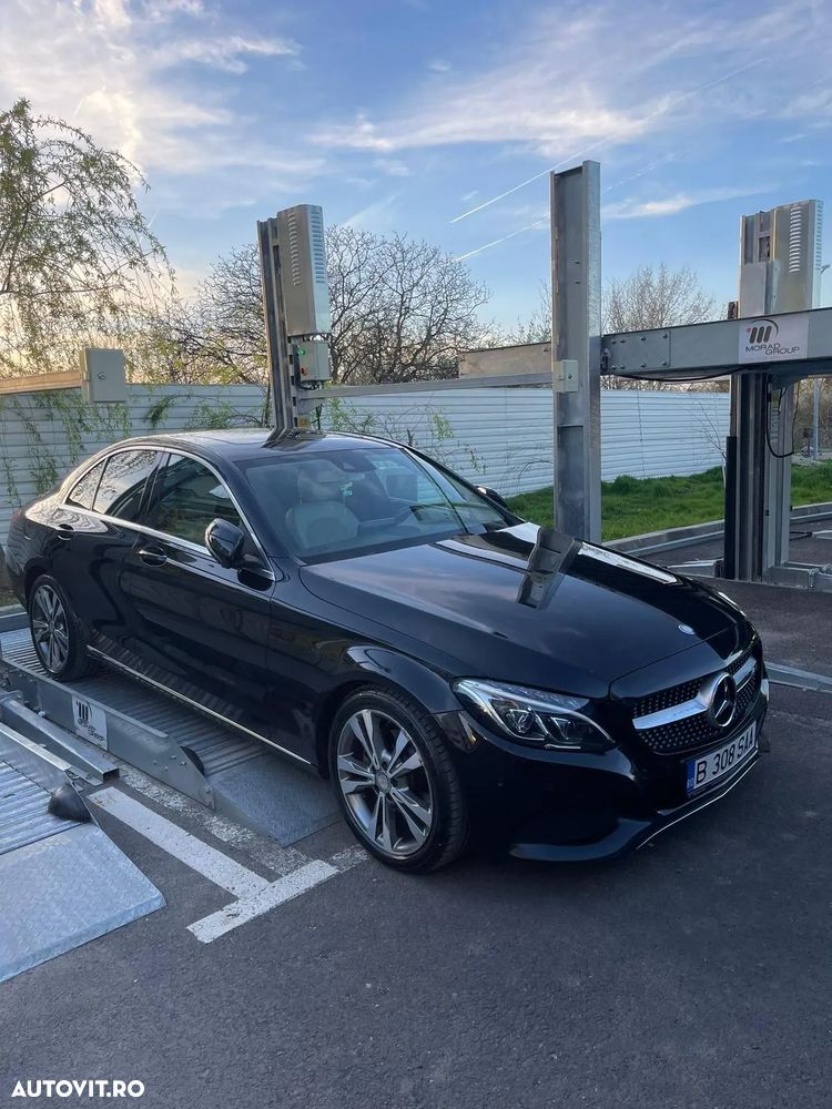 Mercedes-Benz C 220 d 4MATIC Aut. - 16
