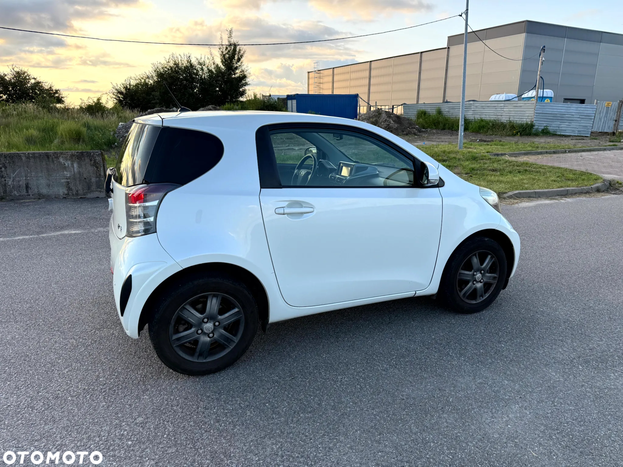 Toyota iQ 1.0 Sol - 4