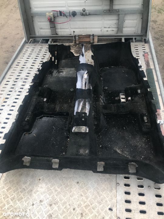 DYWAN WYKLADZINA PASSAT B6 KOMBI - 2