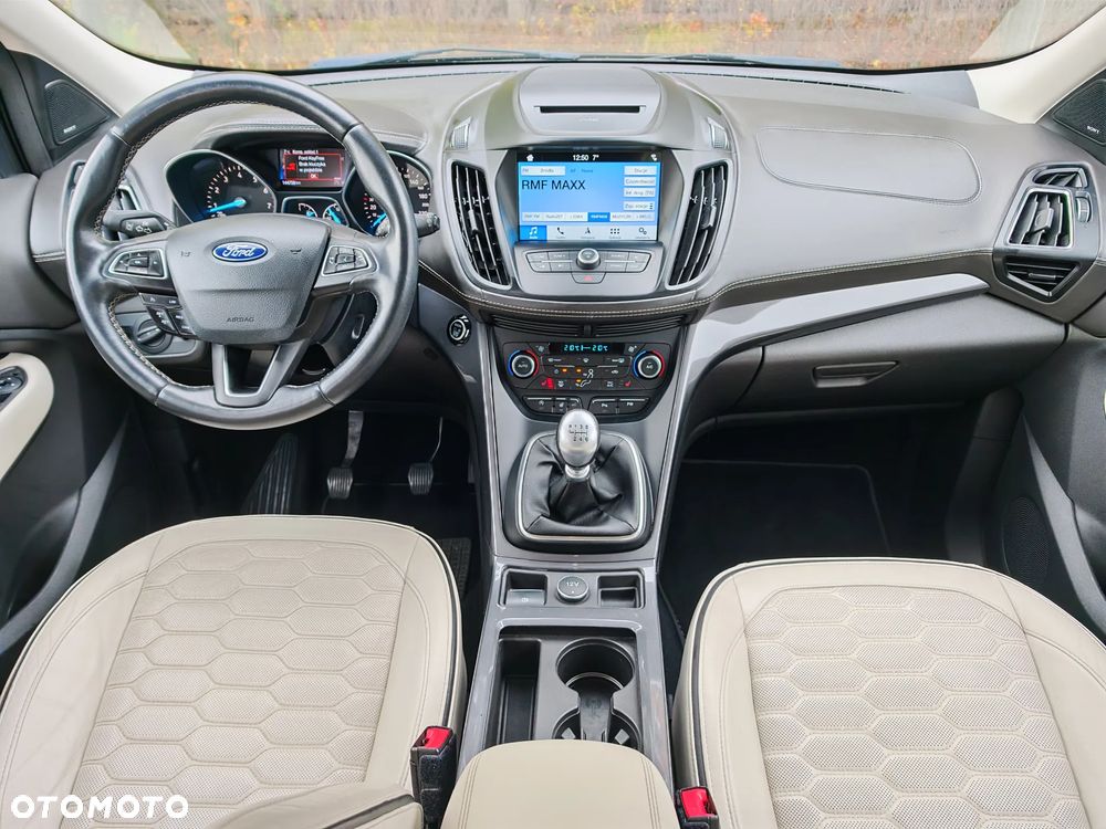 Ford Kuga 1.5 EcoBoost 2x4 Vignale - 7