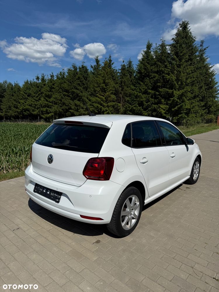 Volkswagen Polo 1.4 TDI Blue Motion Technology Allstar - 6
