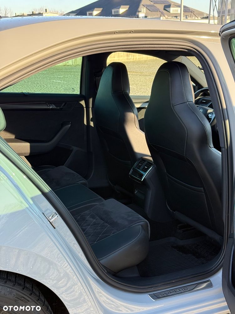 Skoda Superb 2.0 TSI 4x4 Sportline DSG - 7