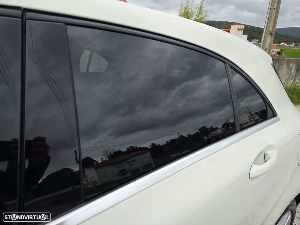 Mercedes-Benz A 180 d Urban - 14