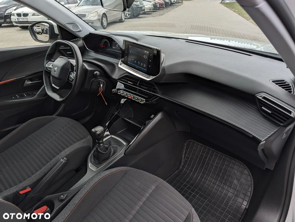 Peugeot 2008 PureTech 130 Active Pack - 25