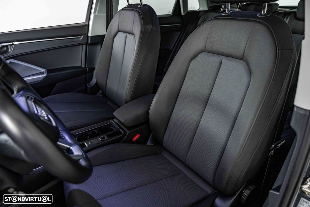 Audi Q3 45 TFSIe S tronic - 9