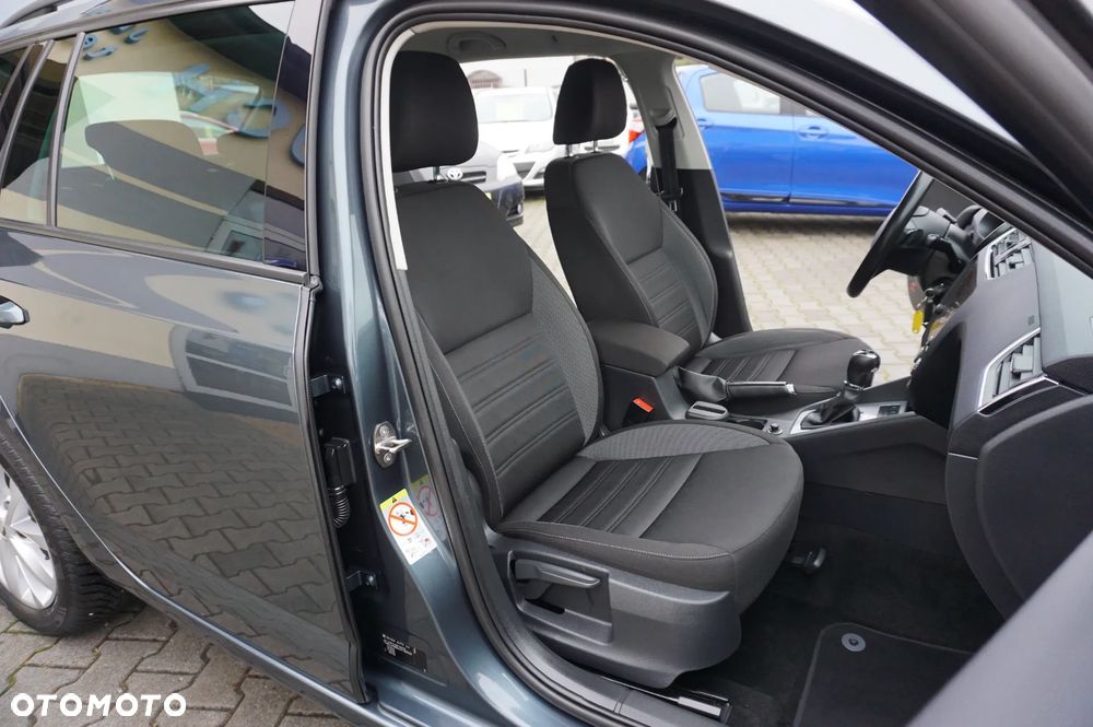 Skoda Octavia 2.0 TDI DSG Premium Edition - 29