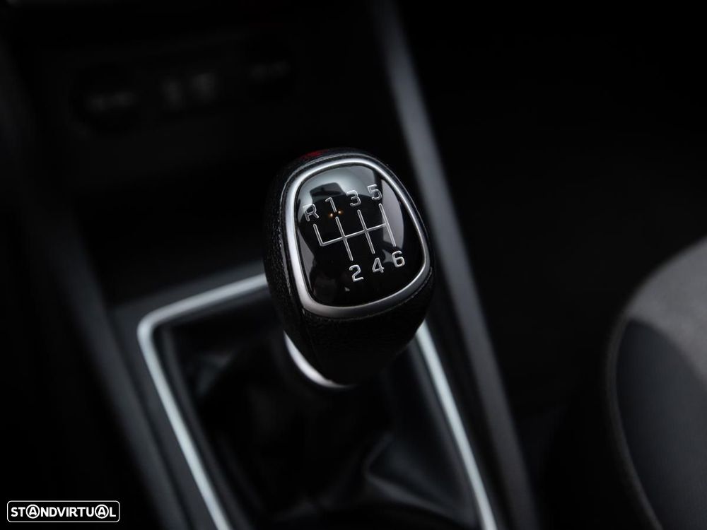 Hyundai i20 - 17