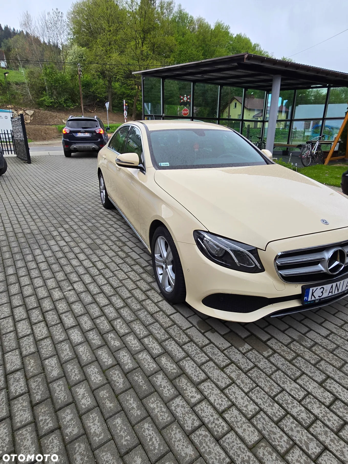 Mercedes-Benz Klasa E 200 d 9G-TRONIC Exclusive - 2