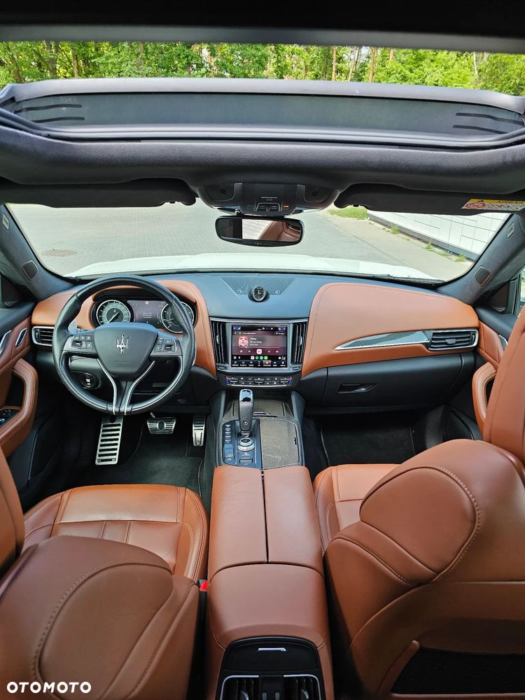 Maserati Levante GT Hybrid - 22