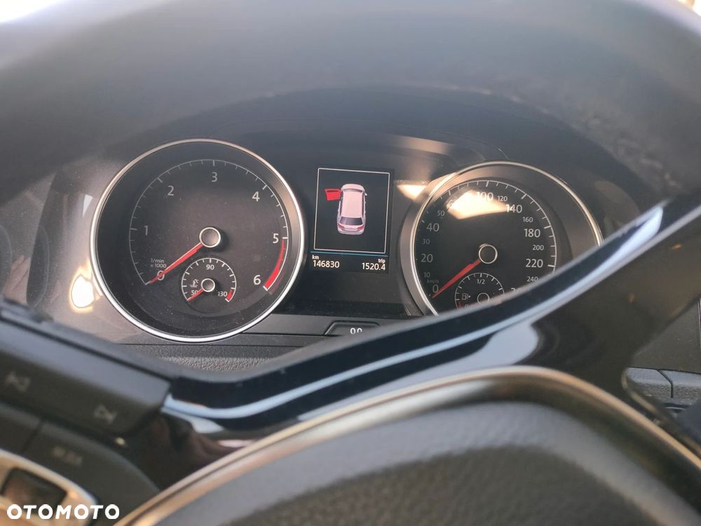 Volkswagen Golf 1.6 TDI BMT Comfortline - 9