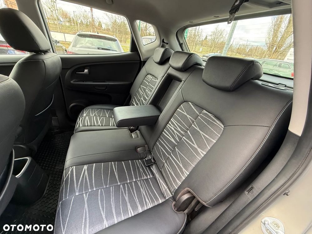 Kia Venga 1.4 M - 15