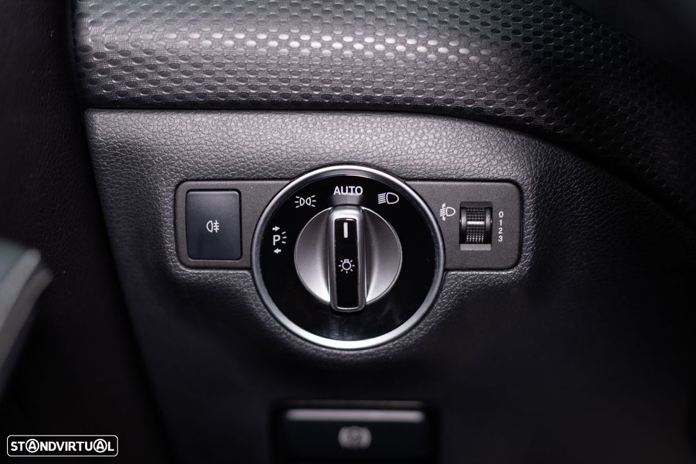 Mercedes-Benz A 180 d Progressive Aut. - 37