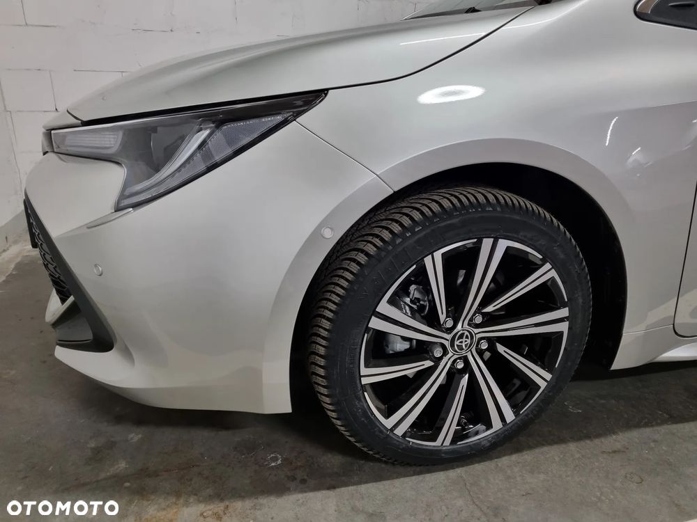Toyota Corolla - 16