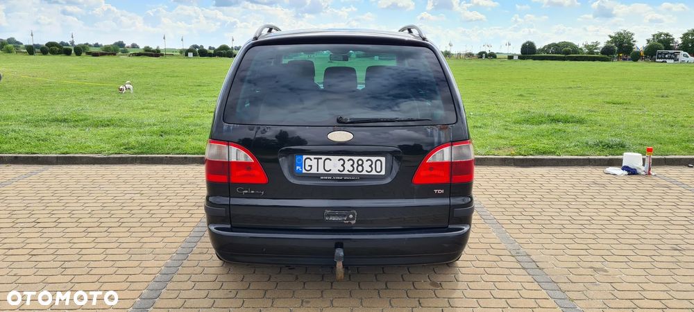 Ford Galaxy - 3