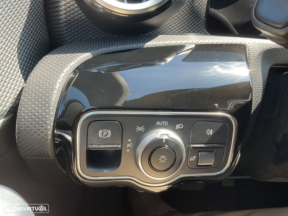 Mercedes-Benz CLA 200 d Style Plus Aut. - 25