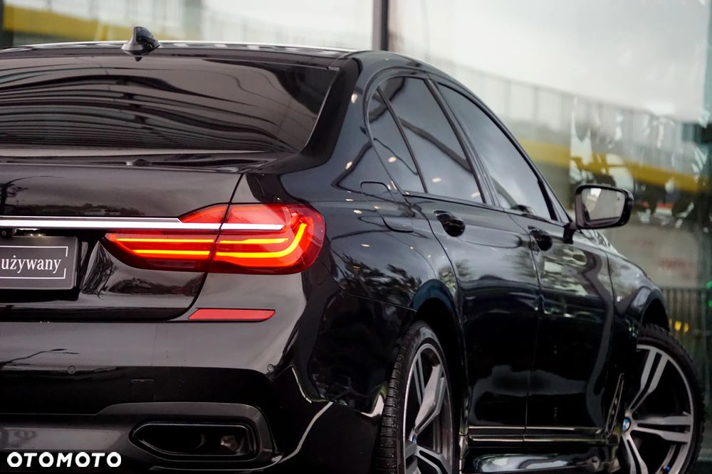 BMW Seria 7 750d xDrive - 12