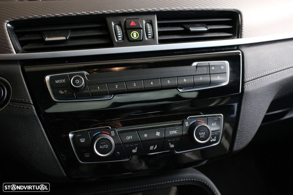 BMW X2 25 e xDrive Pack M - 28
