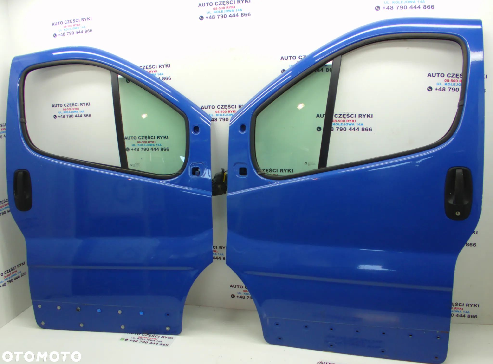 Renault Trafic II Drzwi prawe lewe przód - 1