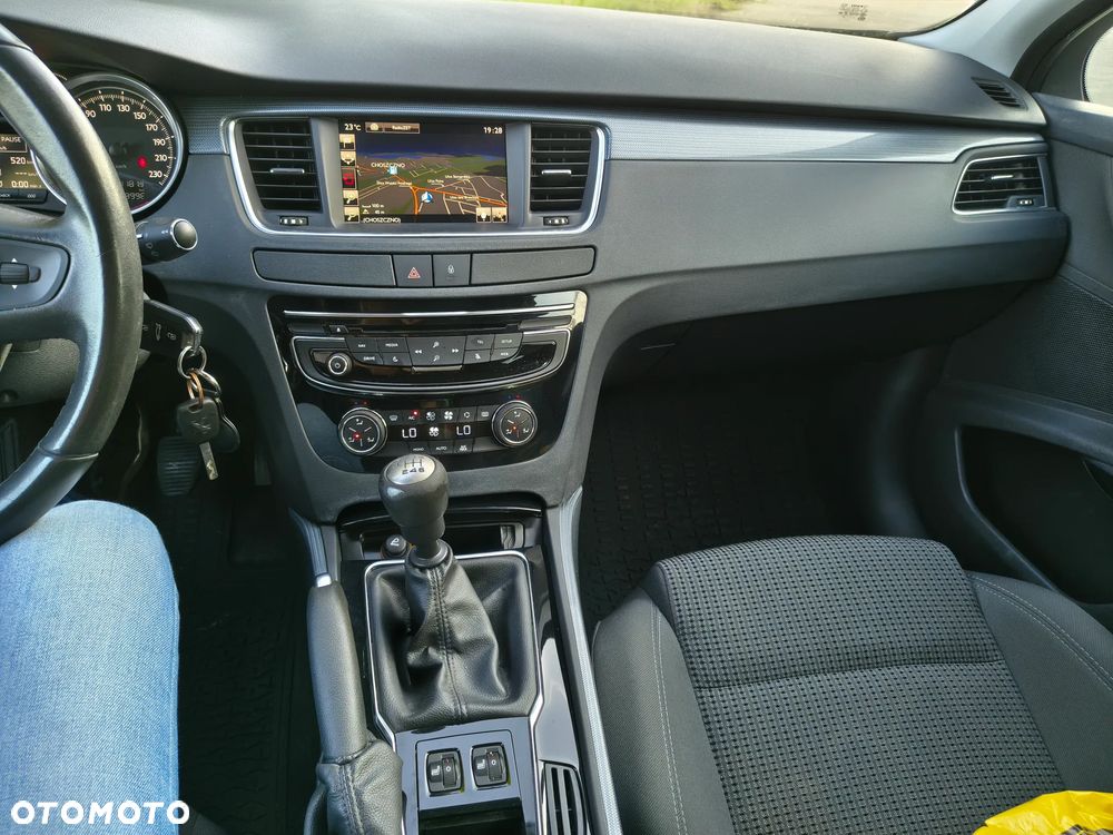 Peugeot 508 1.6 BlueHDi Active S&S - 19