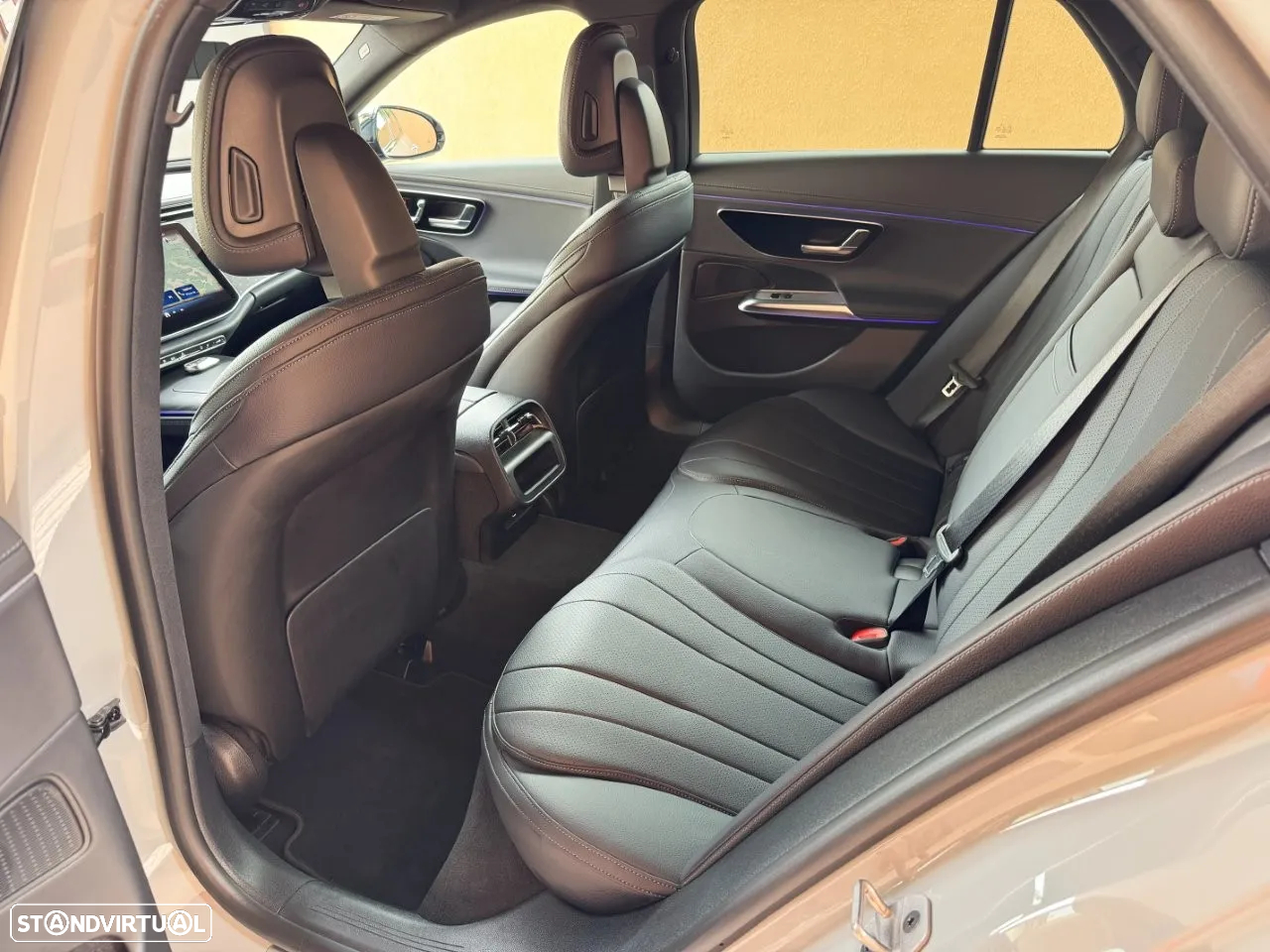 Mercedes-Benz E 300 de 4Matic All-Terrain - 13