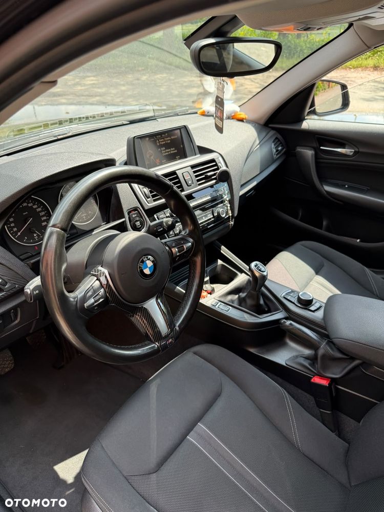 BMW Seria 1 116i - 4