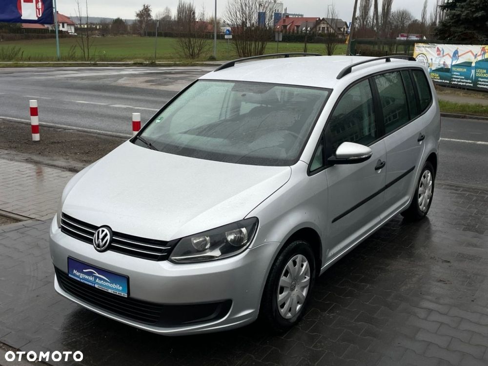 Volkswagen Touran - 10