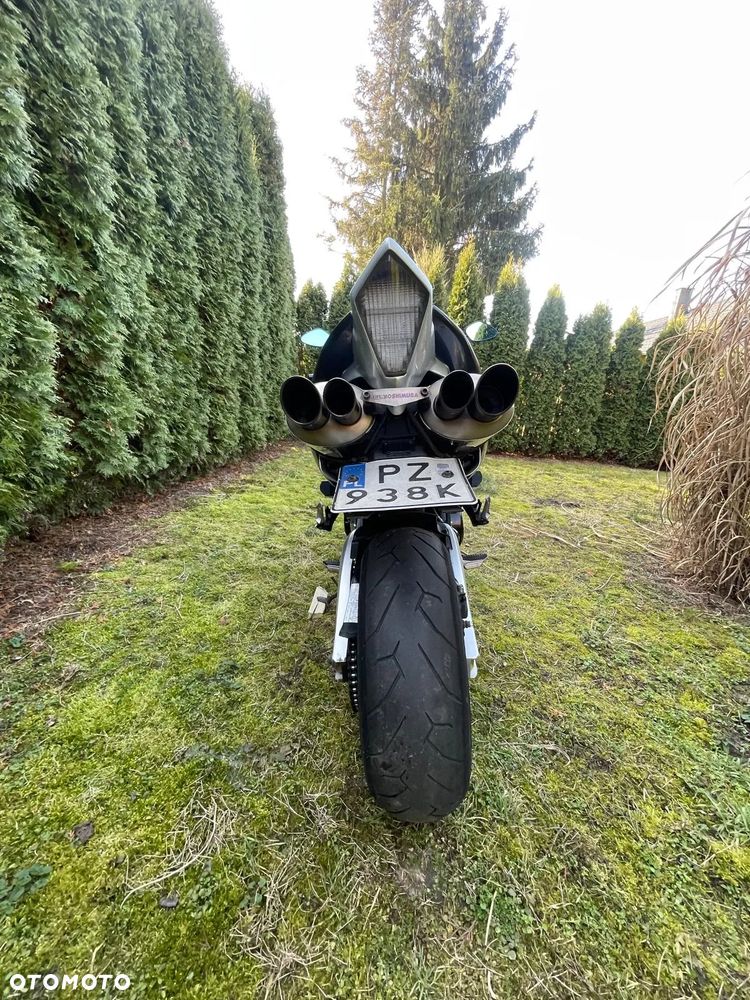 Suzuki GSX - 7