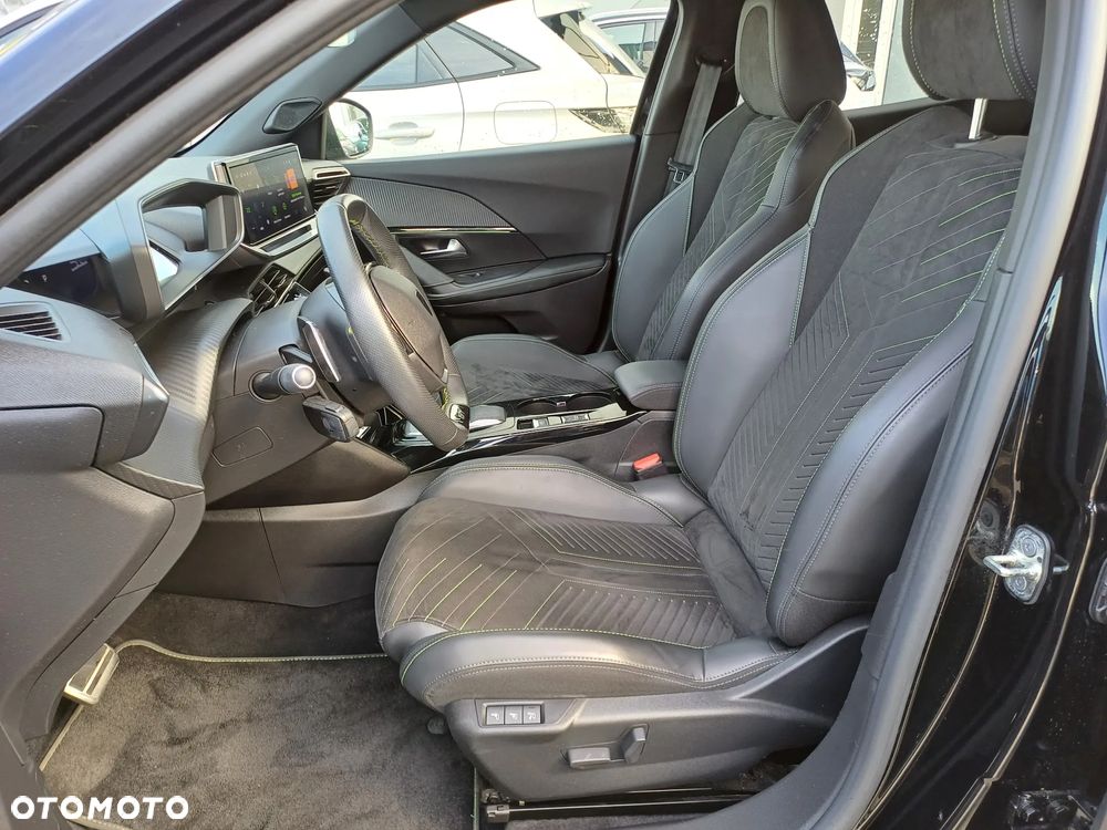 Peugeot 2008 1.2 PureTech GT Pack S&S EAT8 - 9