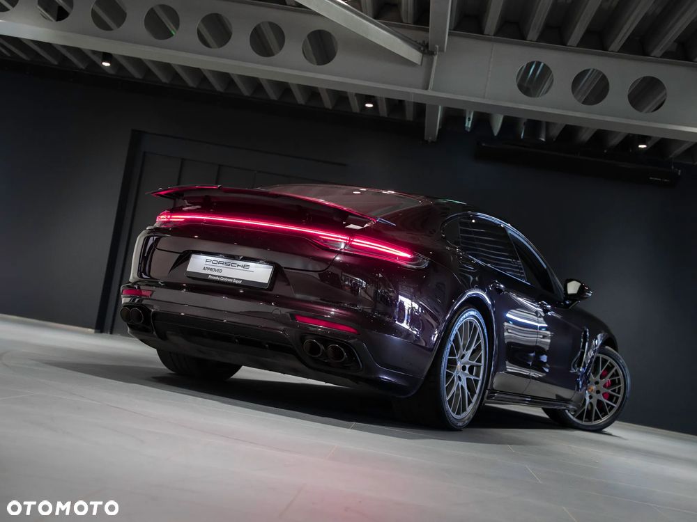 Porsche Panamera GTS - 12