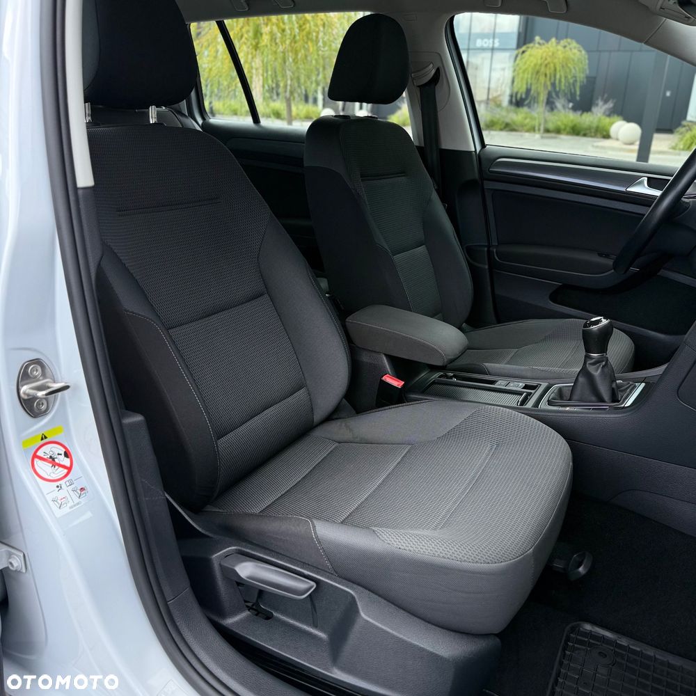 Volkswagen Golf 2.0 TDI BMT Comfortline - 13