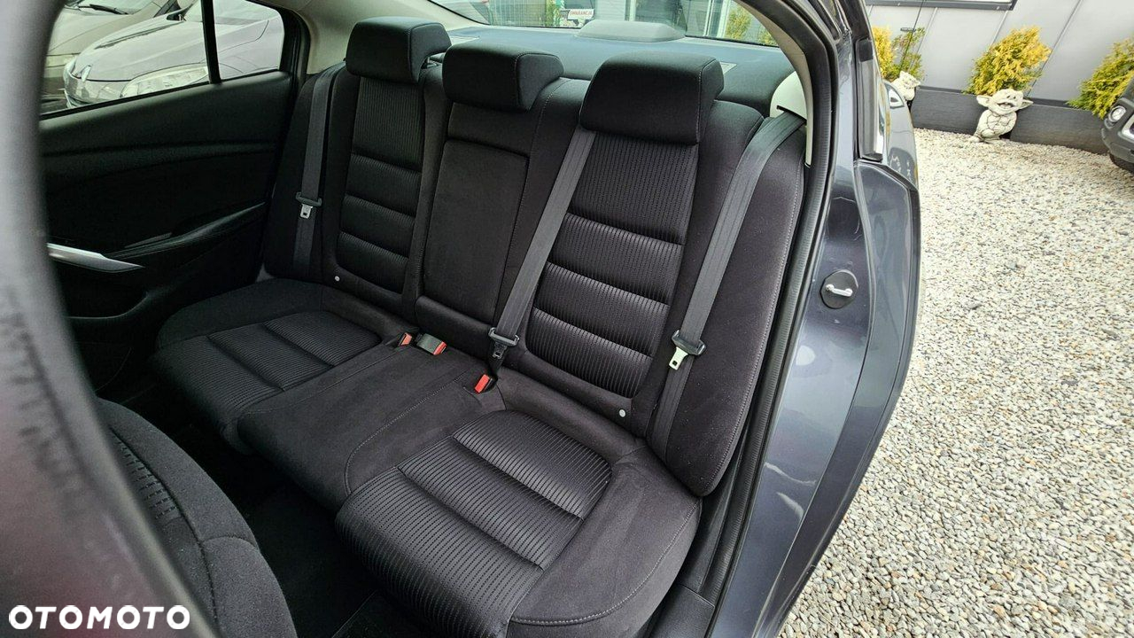Mazda 6 - 24