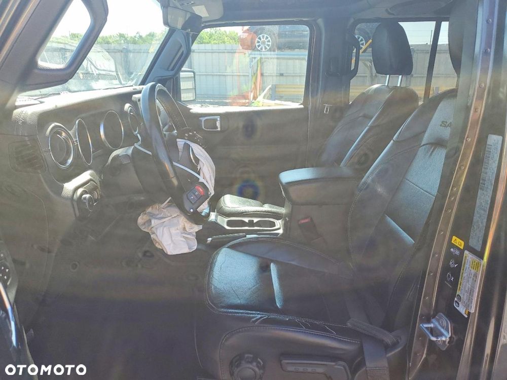 Jeep Wrangler Unlimited 3.6 Automatik Sahara - 8