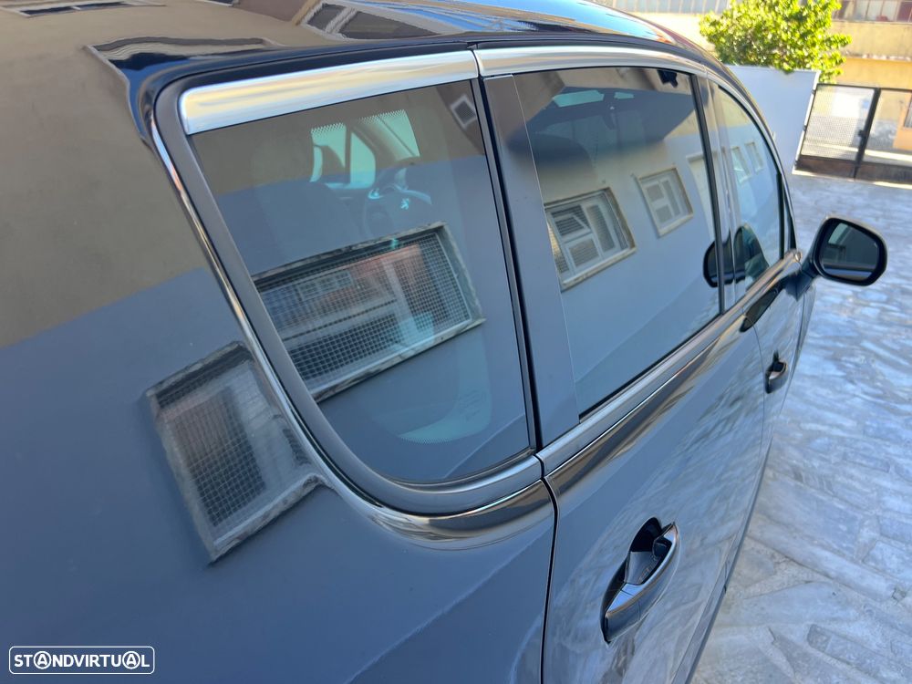 Peugeot 3008 1.6 BlueHDi Style EAT6 - 14