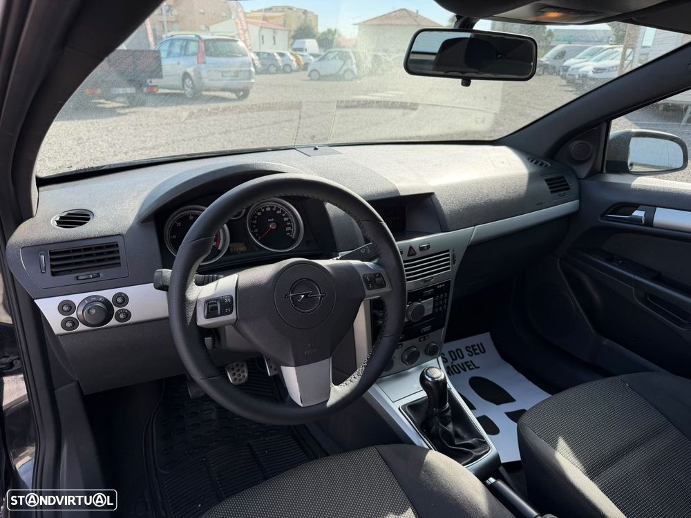 Opel Astra GTC 1.3 CDTi - 8