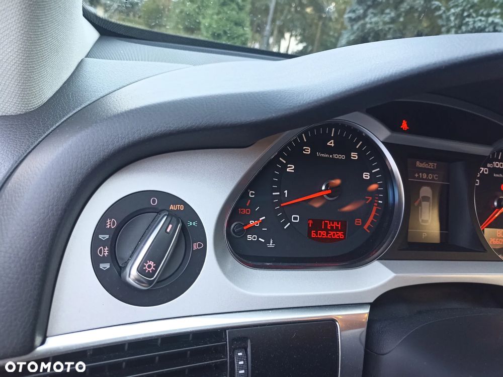 Audi A6 Avant - 21