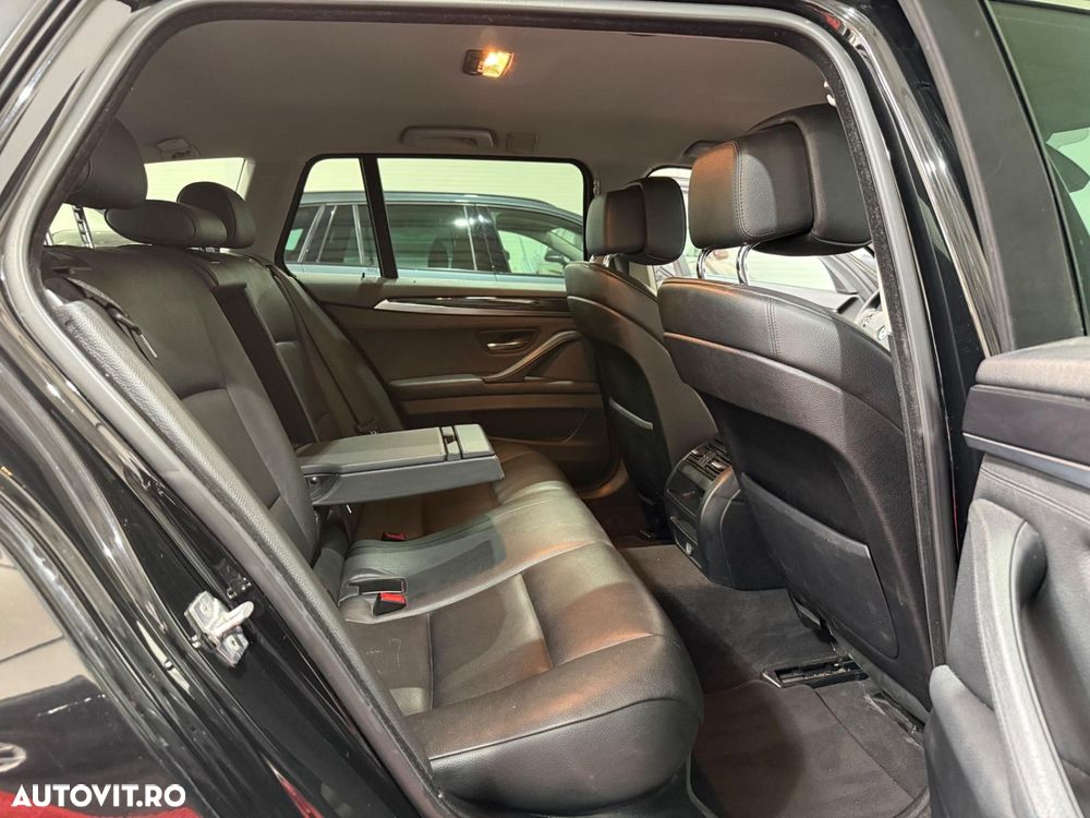 BMW Seria 5 520d Aut. Modern Line - 10