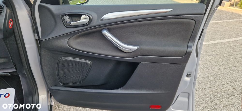 Ford S-Max - 18