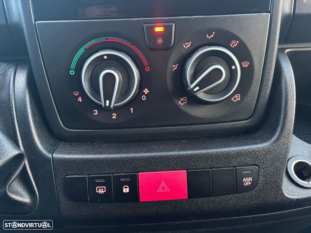 Citroën Jumper 2.2 BlueHDi 35 L4H2 Club - 33