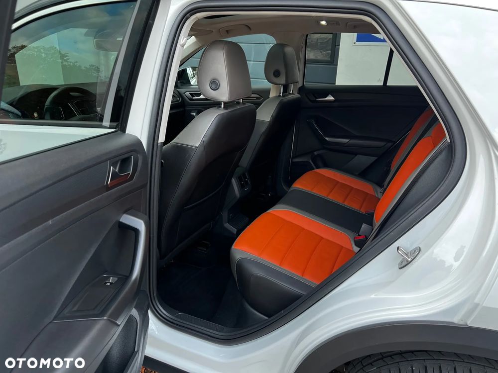 Volkswagen T-Roc 2.0 TDI SCR 4MOTION DSG Style - 16