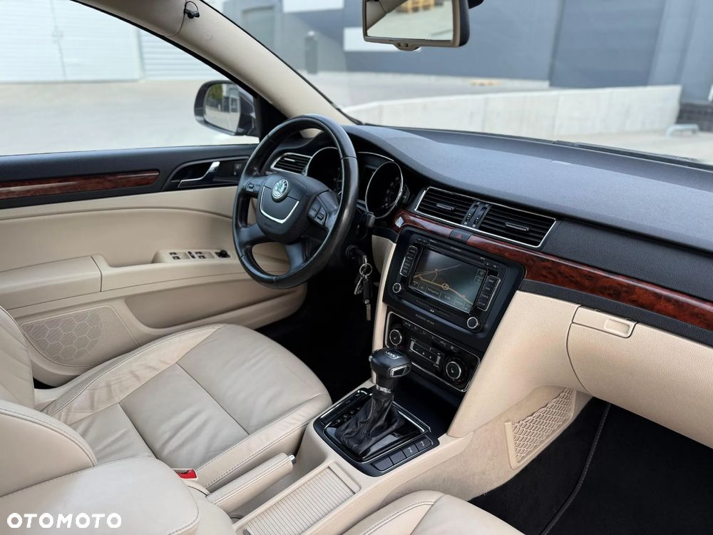 Skoda Superb 1.8 TSI DSG Exclusive - 21